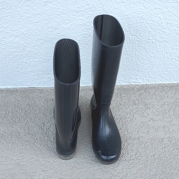 Coach Rubber Rain Boots - Picture 10 of 13